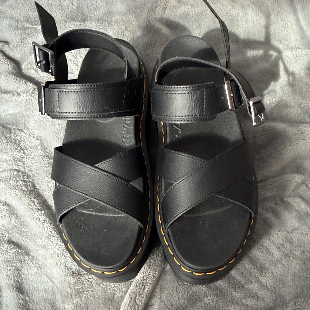 Dr. Martens woman’s platform Black Sandals with Yellow Stitching - Picture 8 of 9